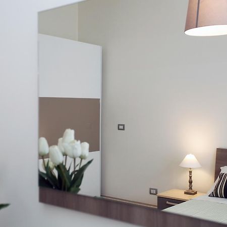 Apartment Corso Cavour Барі Екстер'єр фото